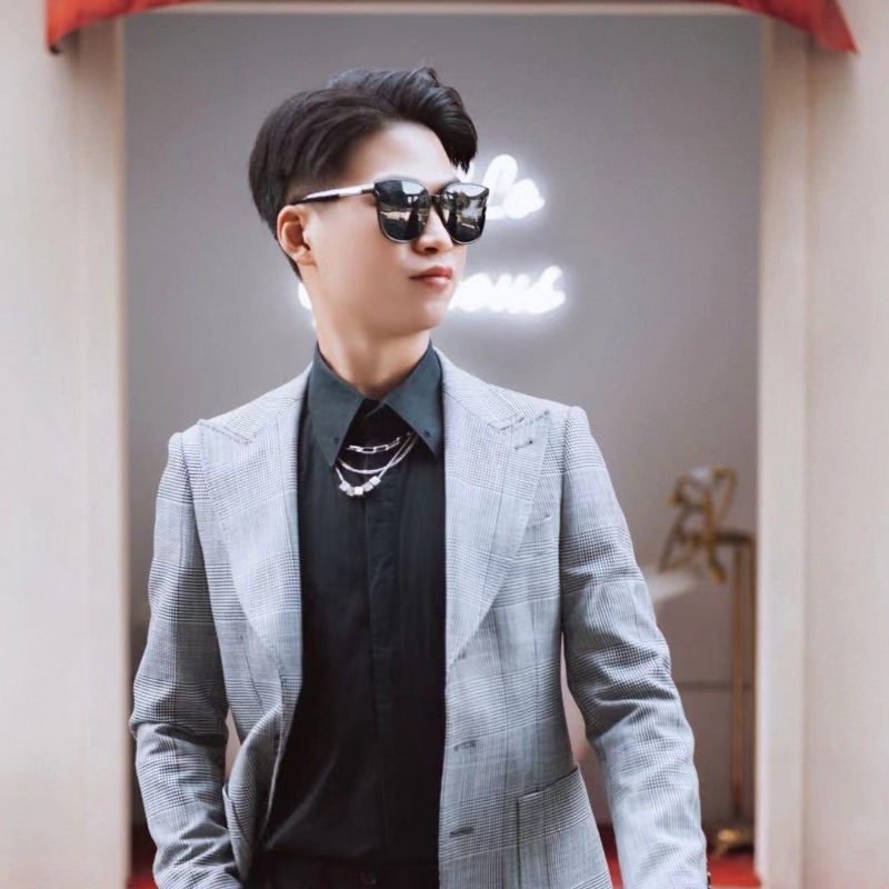 苟逸飞48的第二张照片--芜湖相亲服务中心