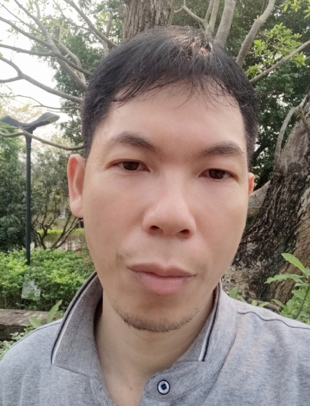 漂浮的云的第一张照片--芜湖相亲服务中心