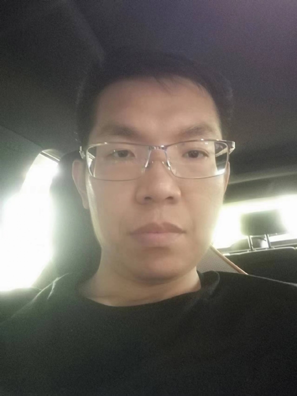 小黑包的第二张照片--芜湖相亲服务中心