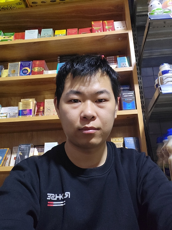 路途中的暖风的第一张照片--芜湖相亲服务中心