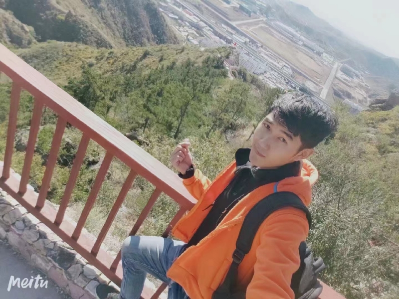 小啊鹏的第一张照片--芜湖相亲服务中心