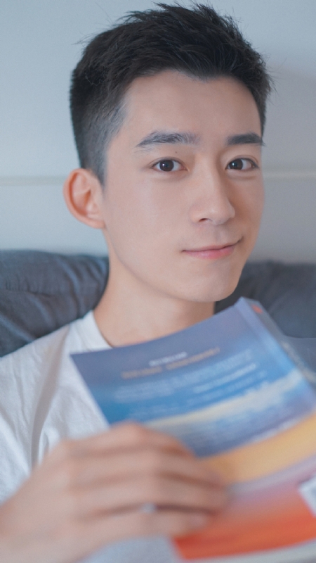 顾飞的第三张照片--芜湖相亲服务中心