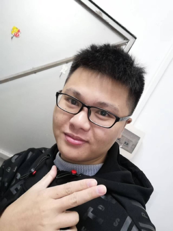 小小梦执的第一张照片--芜湖相亲服务中心