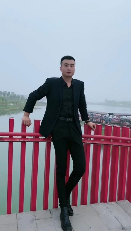 Albert的第一张照片--芜湖相亲服务中心