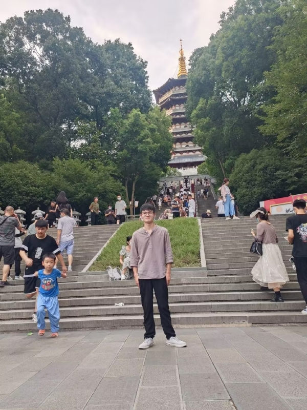 阳光男孩的第五张照片--芜湖相亲服务中心