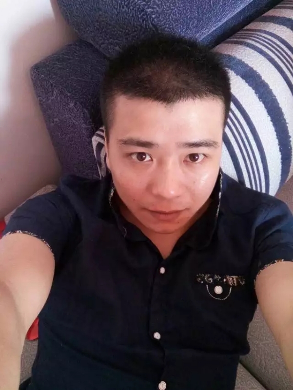 漫步的面包的第一张照片--芜湖相亲服务中心