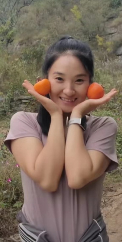 幼儿园园长的第一张照片--芜湖相亲服务中心