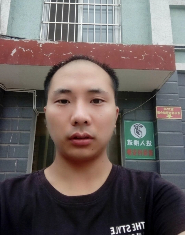 亮亮的第一张照片--芜湖相亲服务中心