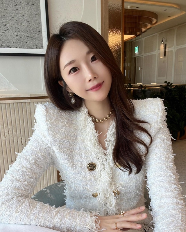 惠然的第一张照片--芜湖相亲服务中心