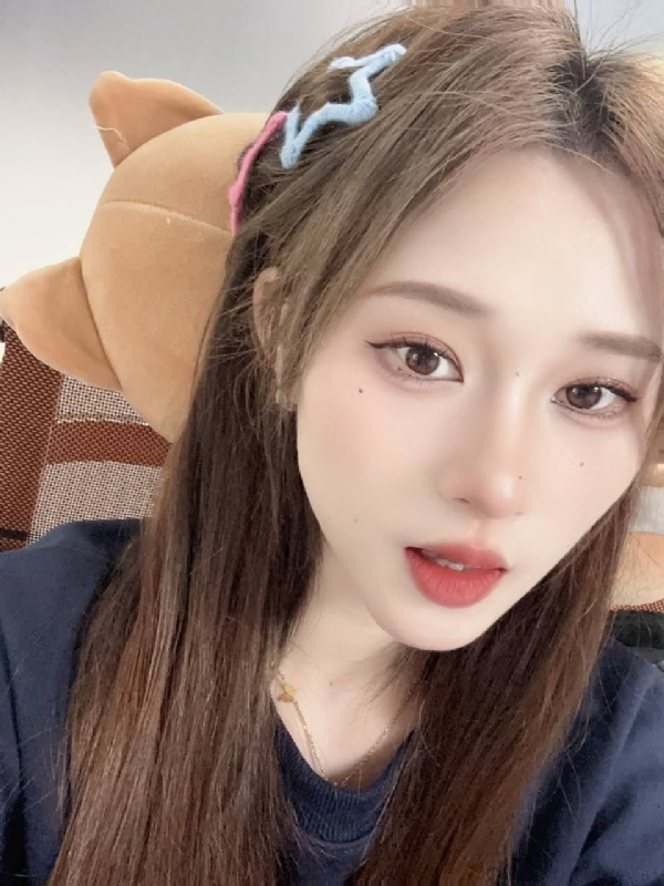 曦曦的第一张照片--芜湖相亲服务中心