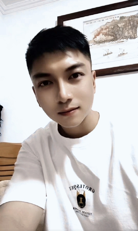 正直的火焰的第一张照片--芜湖相亲服务中心