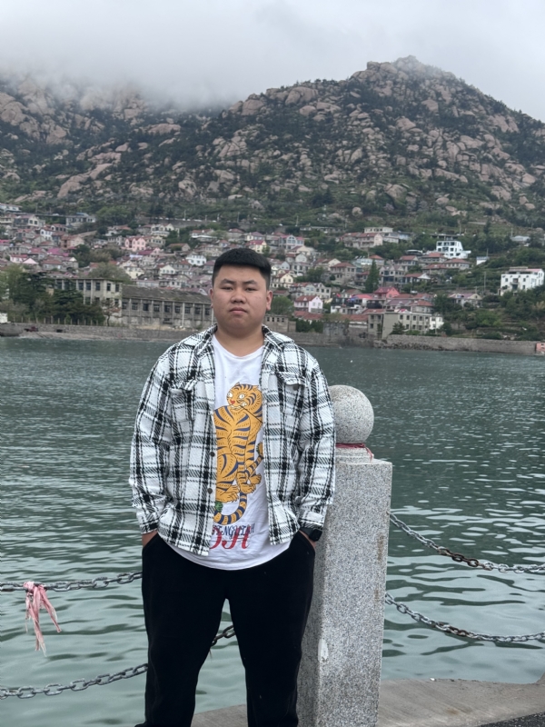 谨慎的第一张照片--芜湖相亲服务中心