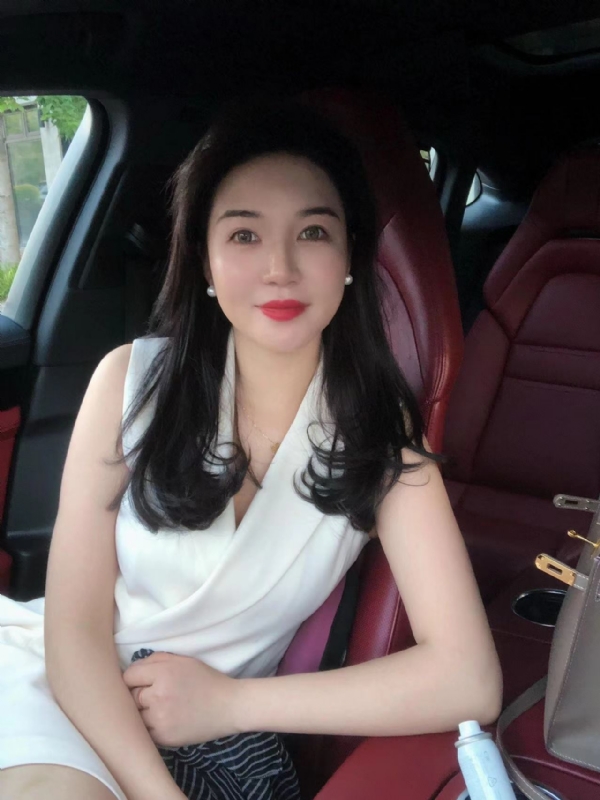 小雨的第一张照片--芜湖相亲服务中心