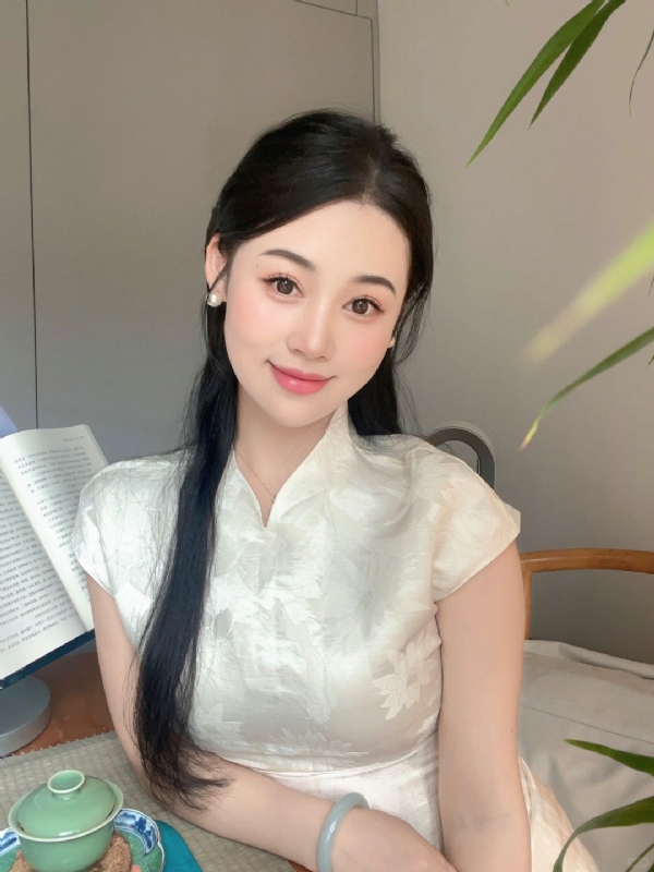 小慧的第一张照片--芜湖相亲服务中心