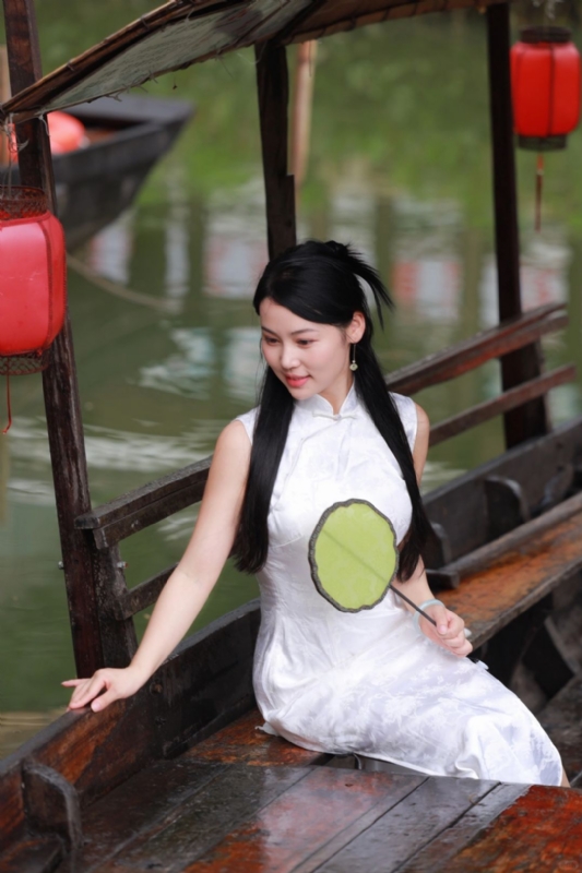 小慧的第二张照片--芜湖相亲服务中心