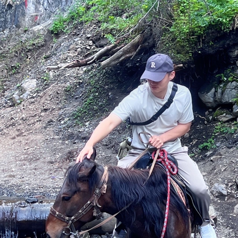 蓦然回首的第二张照片--芜湖相亲服务中心