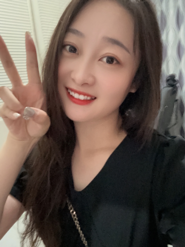 草莓的第一张照片--芜湖相亲服务中心