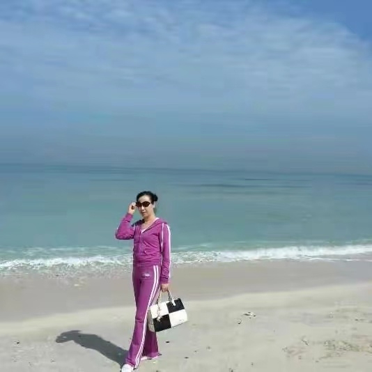 红红的第一张照片--芜湖相亲服务中心