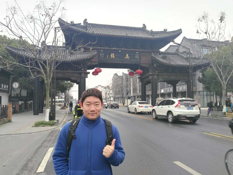 秋风秋雨的第一张照片--芜湖相亲服务中心