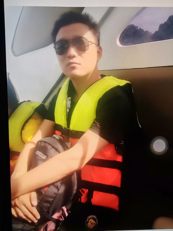 座看烟霞散的第一张照片--芜湖相亲服务中心