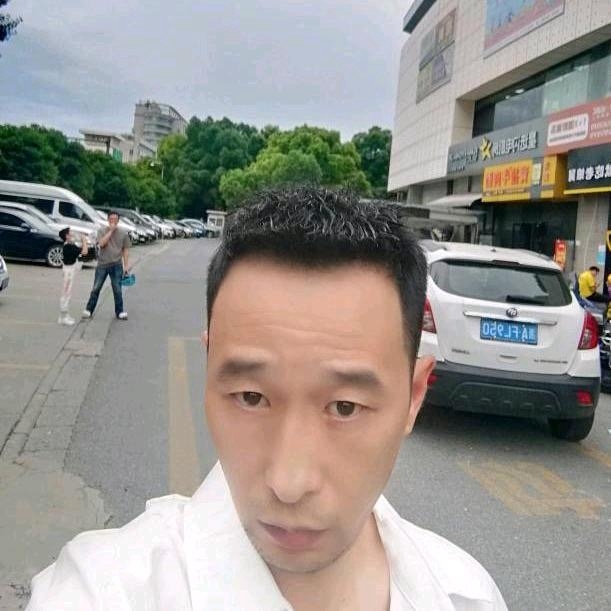 小林的第三张照片--芜湖相亲服务中心