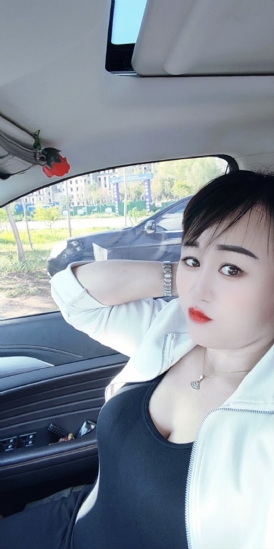 王芳燕的第四张照片--芜湖相亲服务中心