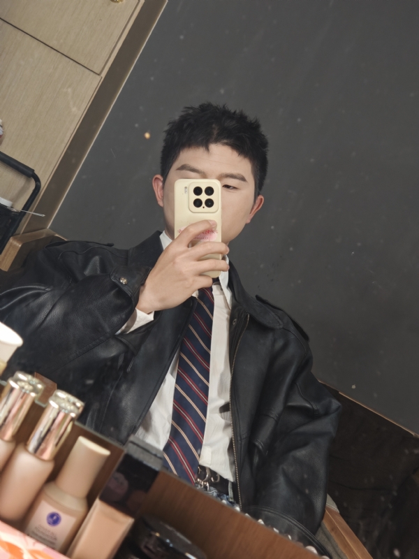 郝天翔的第一张照片--芜湖相亲服务中心