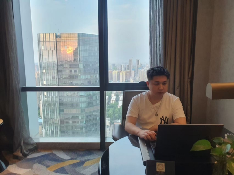 ying的第一张照片--芜湖相亲服务中心