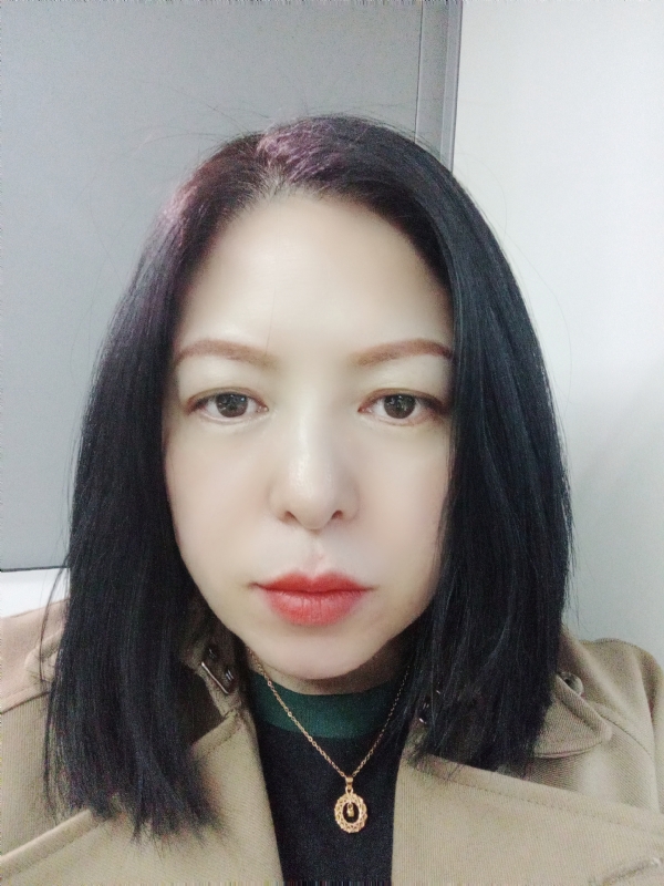 尘颜的第一张照片--芜湖相亲服务中心