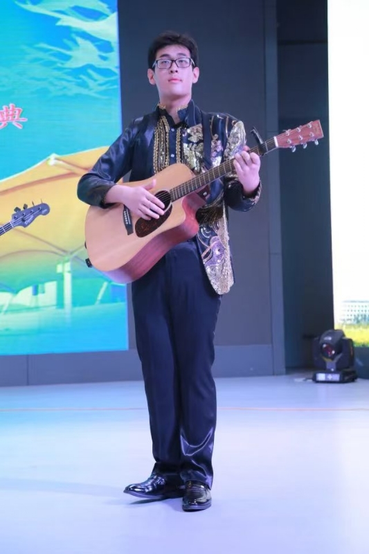 一叶知秋ZG的第一张照片--芜湖相亲服务中心