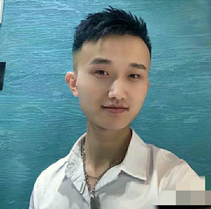 小哥哥的第一张照片--芜湖相亲服务中心