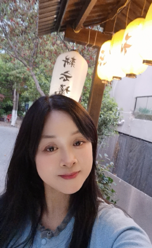 伊伊的第一张照片--芜湖相亲服务中心