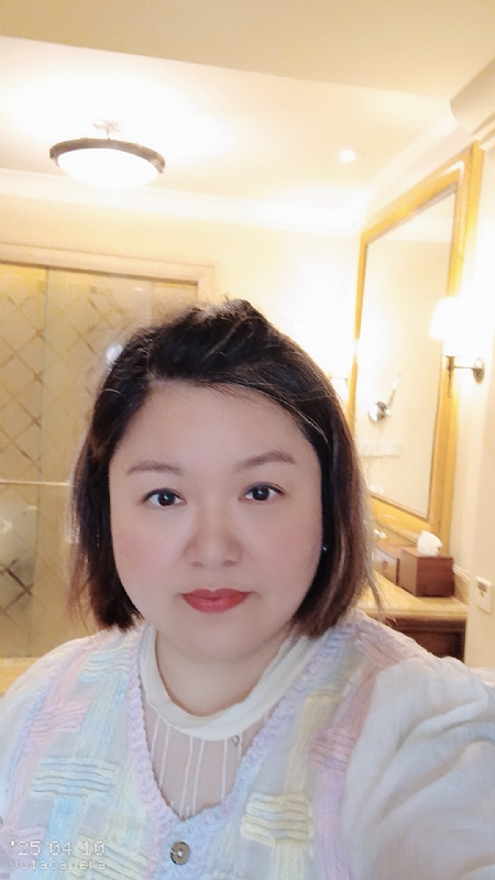 衎静玲瓏的第二张照片--芜湖相亲服务中心