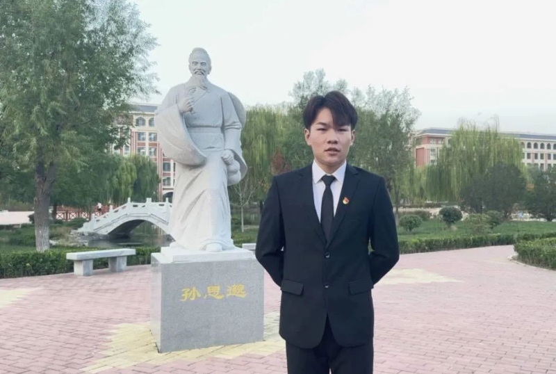 尚明月的第一张照片--芜湖相亲服务中心