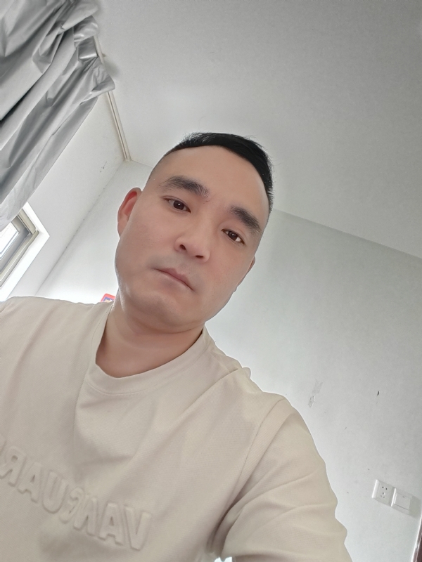 小锋的第一张照片--芜湖相亲服务中心