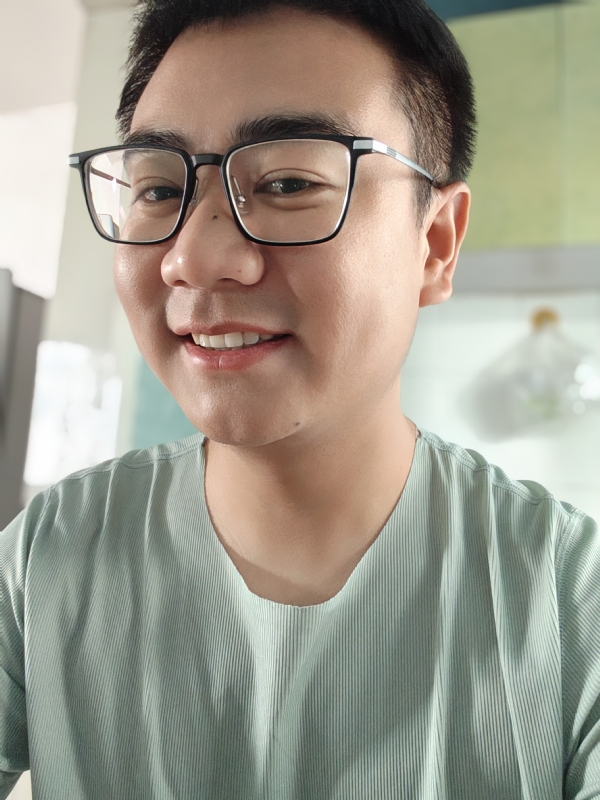 田田向上的第一张照片--芜湖相亲服务中心