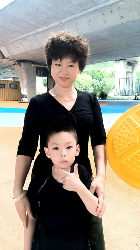 火凤凰的第一张照片--芜湖相亲服务中心