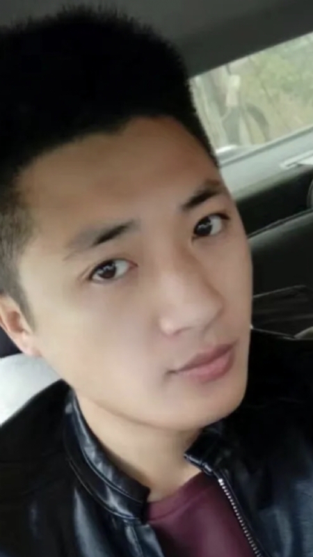 小汤米的第二张照片--芜湖相亲服务中心