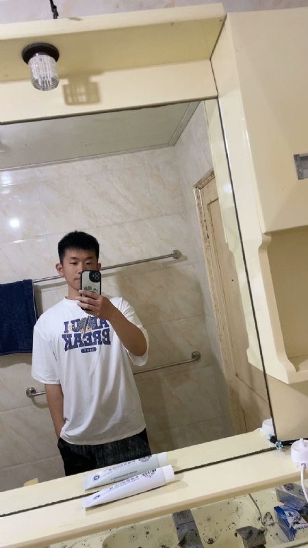 哈哈的第一张照片--芜湖相亲服务中心