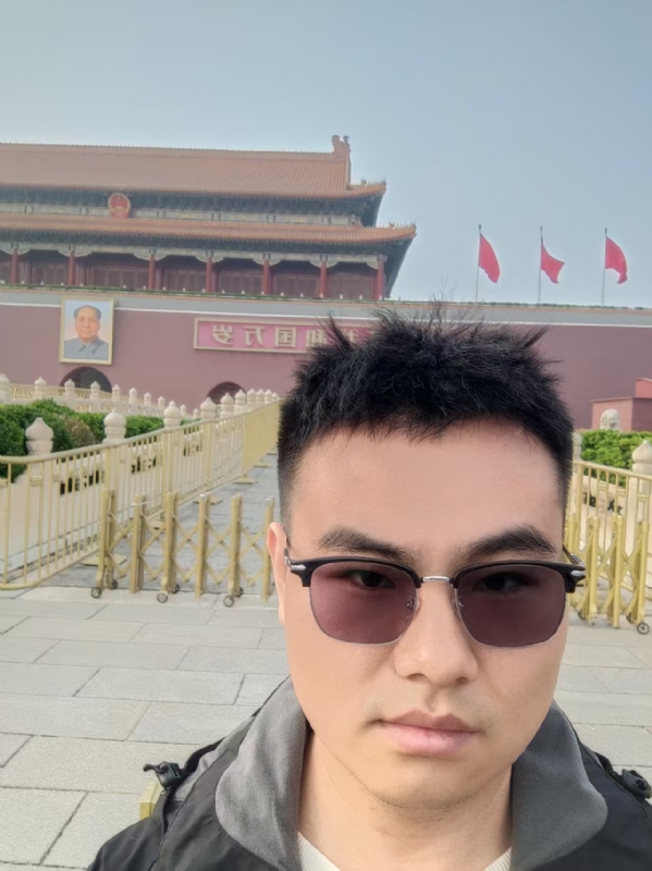 喧嚣的风的第一张照片--芜湖相亲服务中心