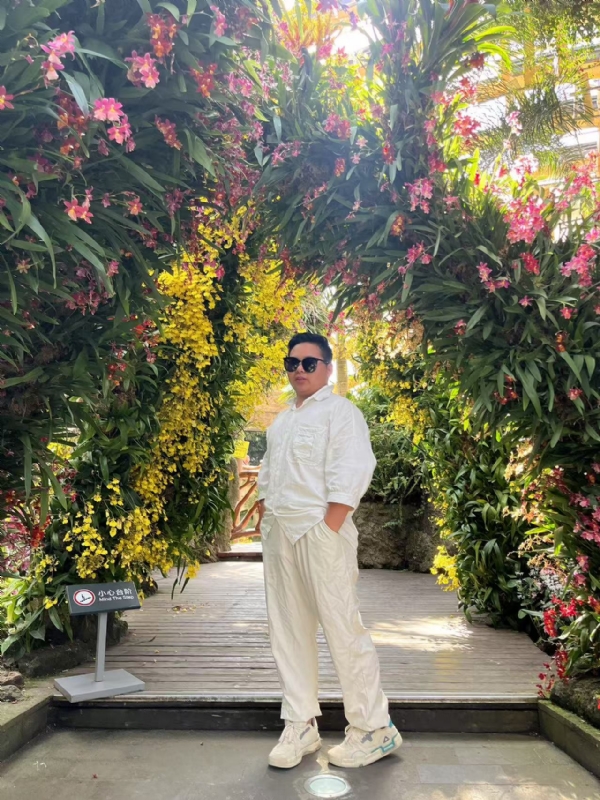 少一点的第一张照片--芜湖相亲服务中心