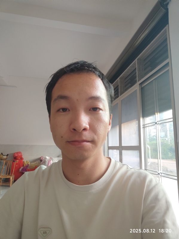 杨培鑫的第一张照片--芜湖相亲服务中心