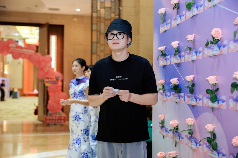 被驯服的象的第一张照片--芜湖相亲服务中心