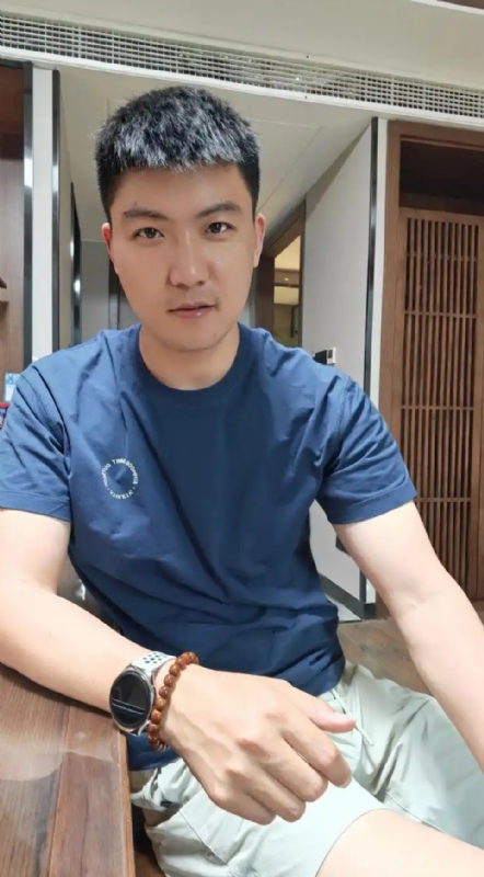 大鹏展翅的第三张照片--芜湖相亲服务中心