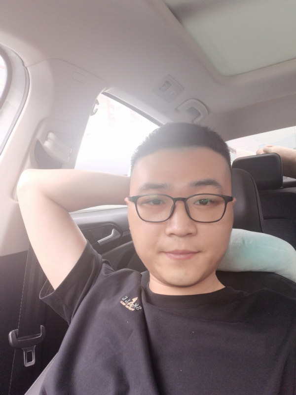 JingY的第一张照片--芜湖相亲服务中心