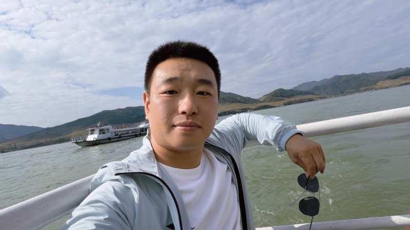 烟花易笑的第四张照片--芜湖相亲服务中心