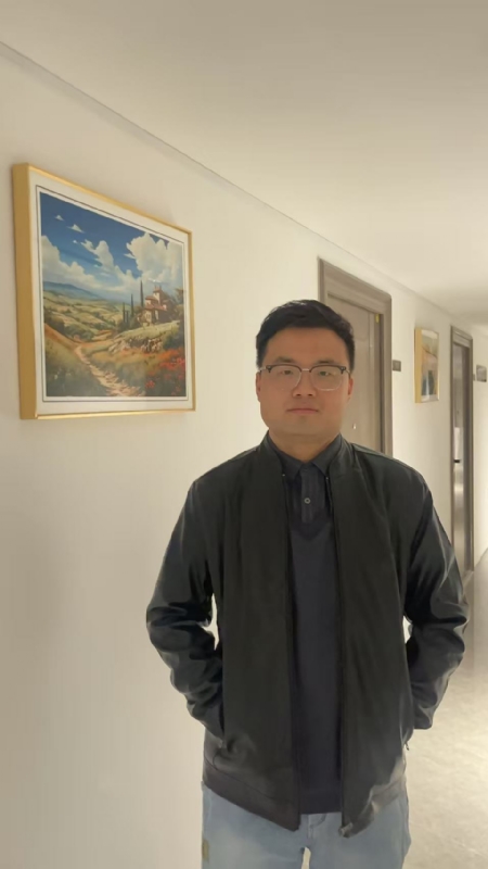 半瓶子的第一张照片--芜湖相亲服务中心