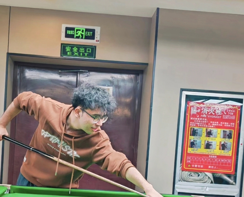 小鬼的第一张照片--芜湖相亲服务中心