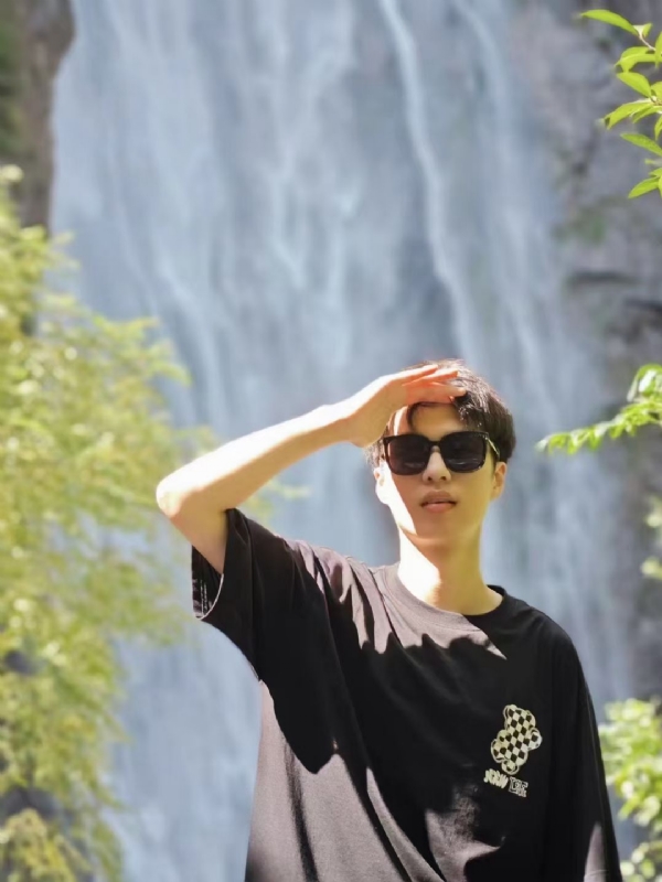 大橙子的第一张照片--芜湖相亲服务中心