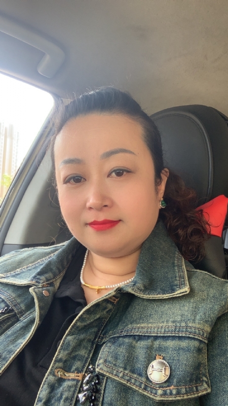 云中的蝶的第一张照片--芜湖相亲服务中心